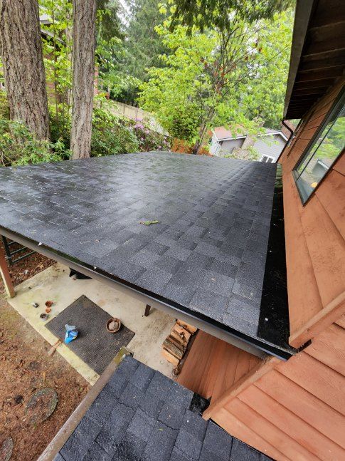 Low-slope flat roof